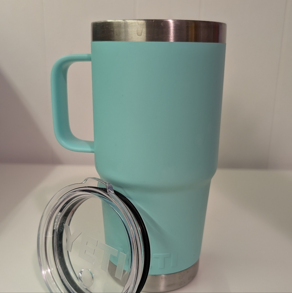 YETI Light Blue Rambler®739 ML Straw Mug | No Straw